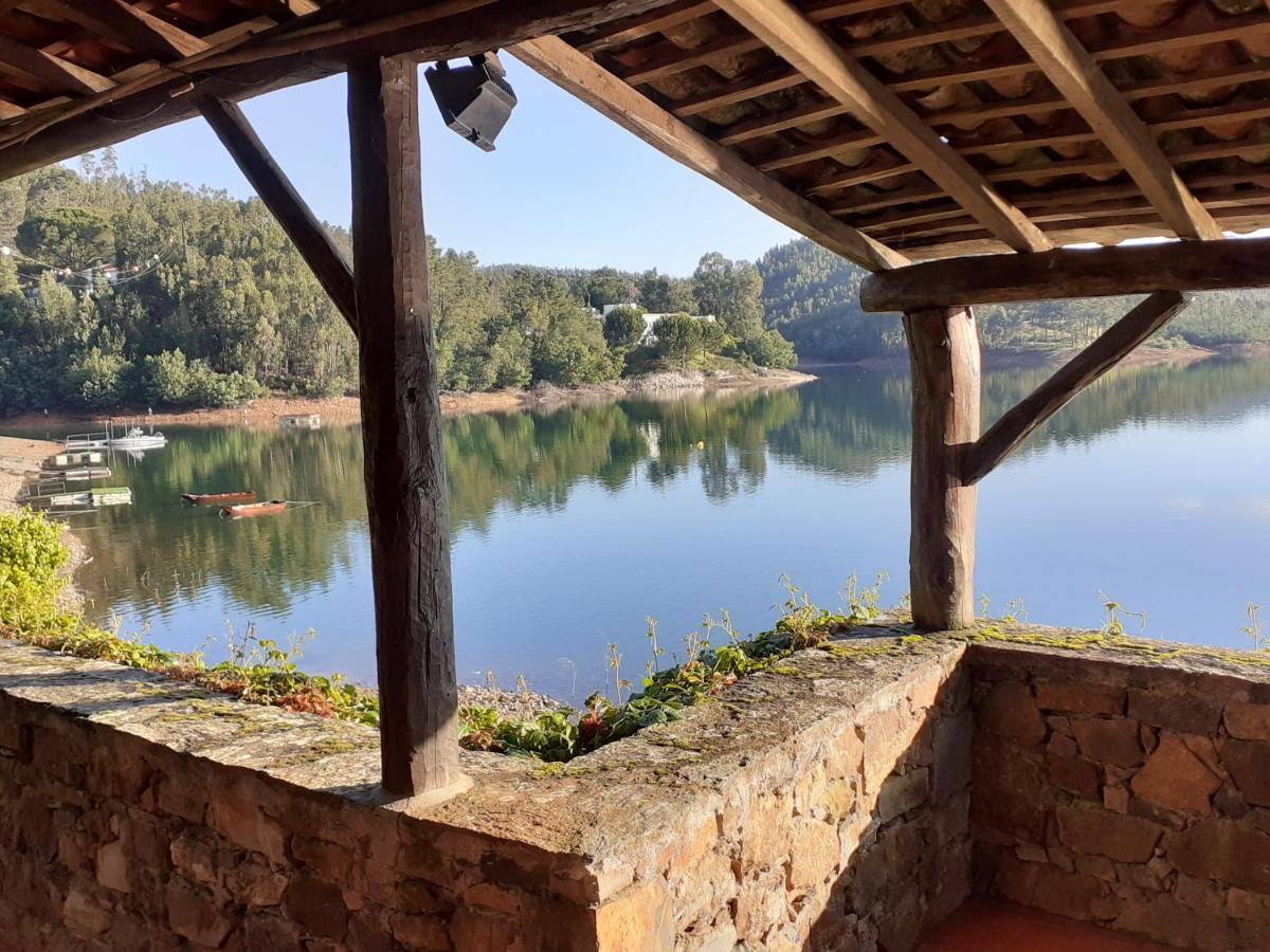 Вілла Casa Do Tojo E Rosmaninho Феррейра-ду-Зезере Екстер'єр фото